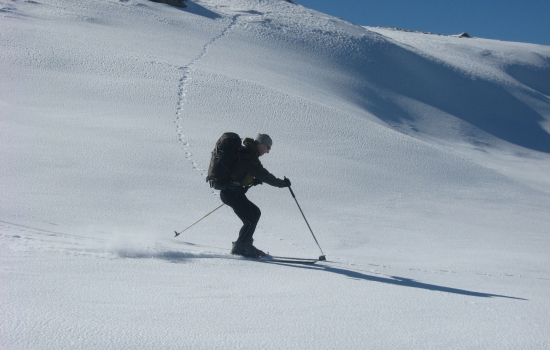 Plaisirs d'une descente en poudreuse